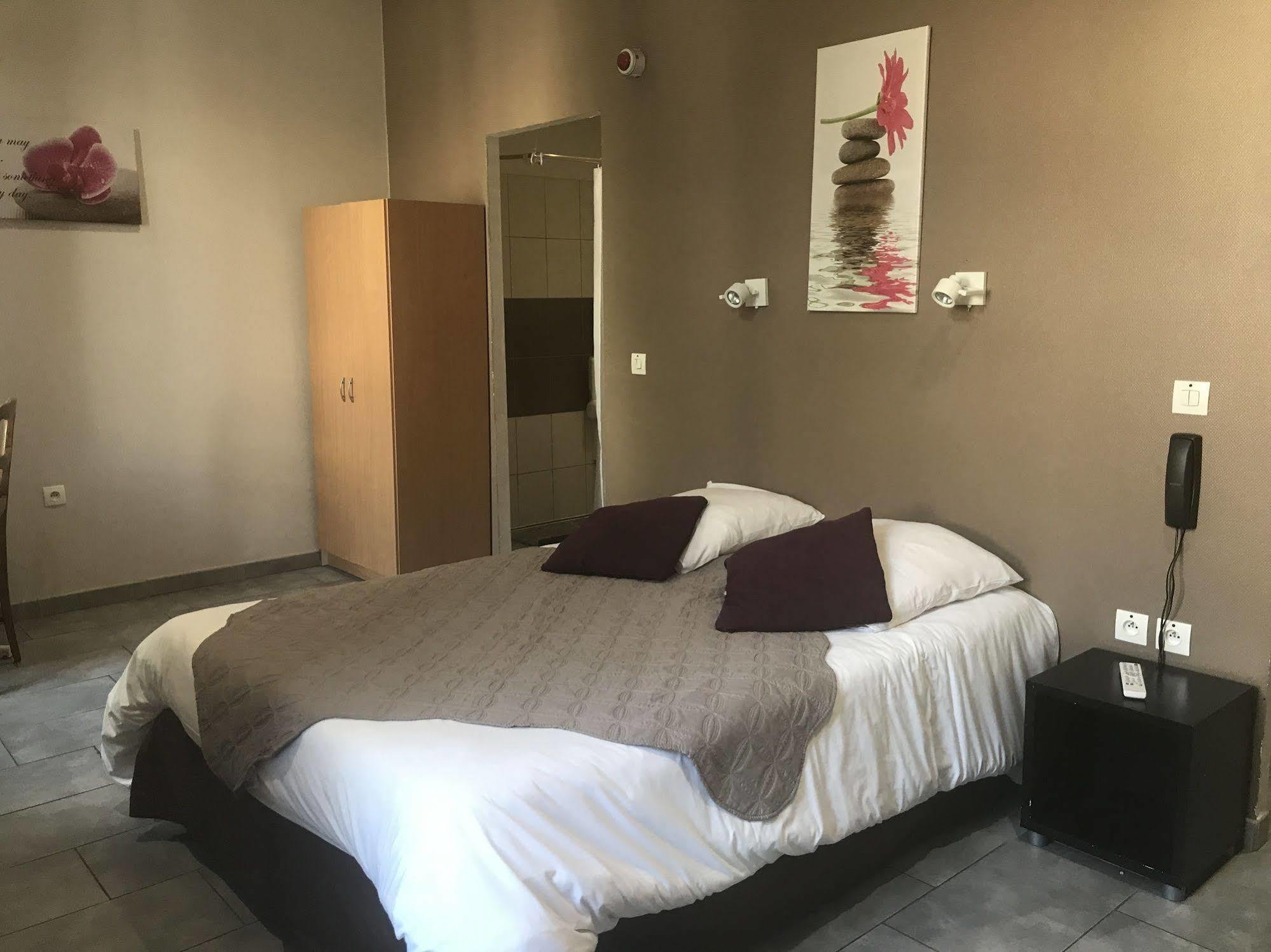 Au Royal Hotel Carcassonne Zewnętrze zdjęcie